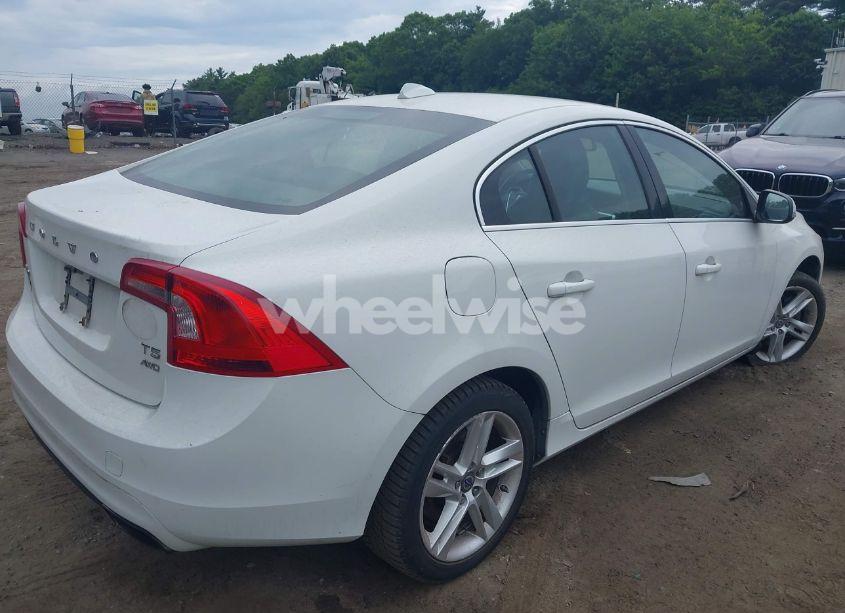 Photo 4 of 2014 Volvo S60 T5 (VIN YV1612FH2E2281028)