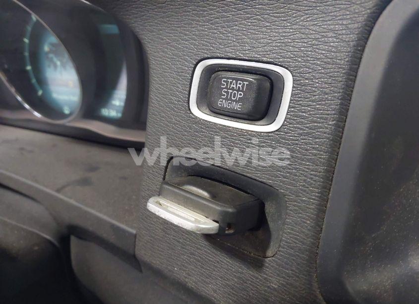 Photo 11 of 2014 Volvo S60 T5 (VIN YV1612FH5E1287217)