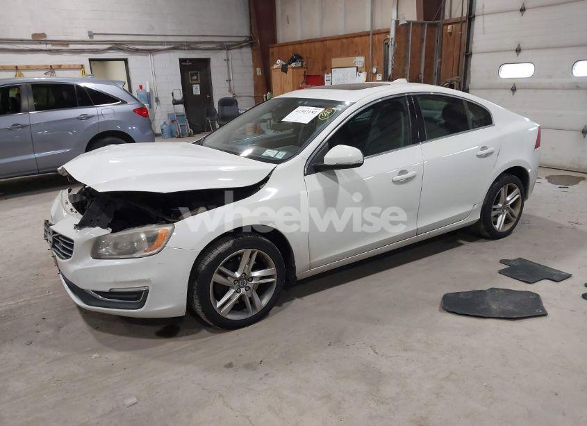 Photo 2 of 2014 Volvo S60 T5 (VIN YV1612FH5E1287217)
