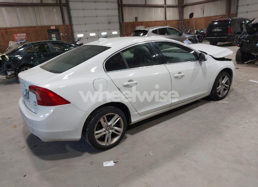 Photo 4 of 2014 Volvo S60 T5 (VIN YV1612FH5E1287217)