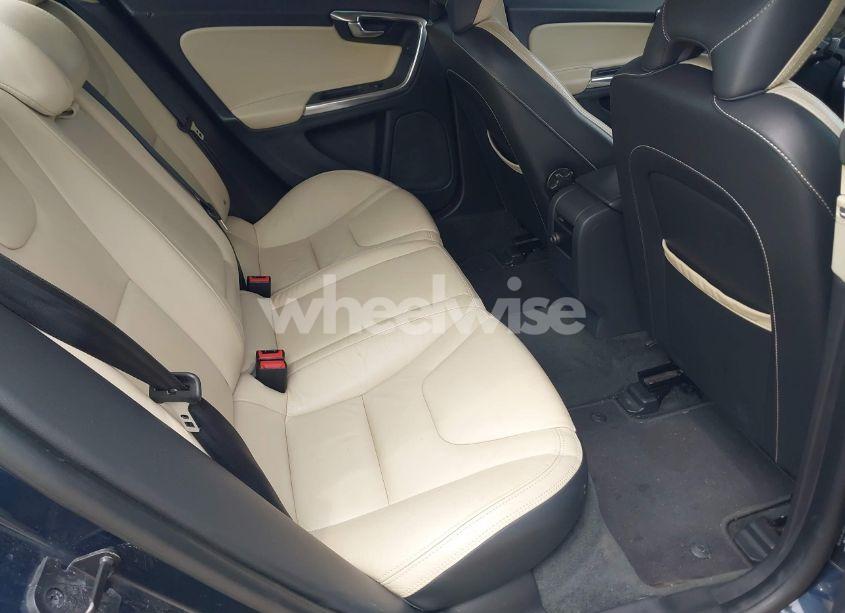 Photo 8 of 2013 Volvo S60 T5 PLATINUM (VIN YV1612FHXD2173223)