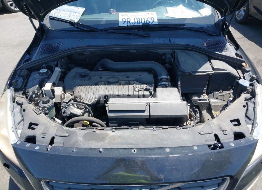 Photo 10 of 2013 Volvo S60 T5 (VIN YV1612FS0D1219031)