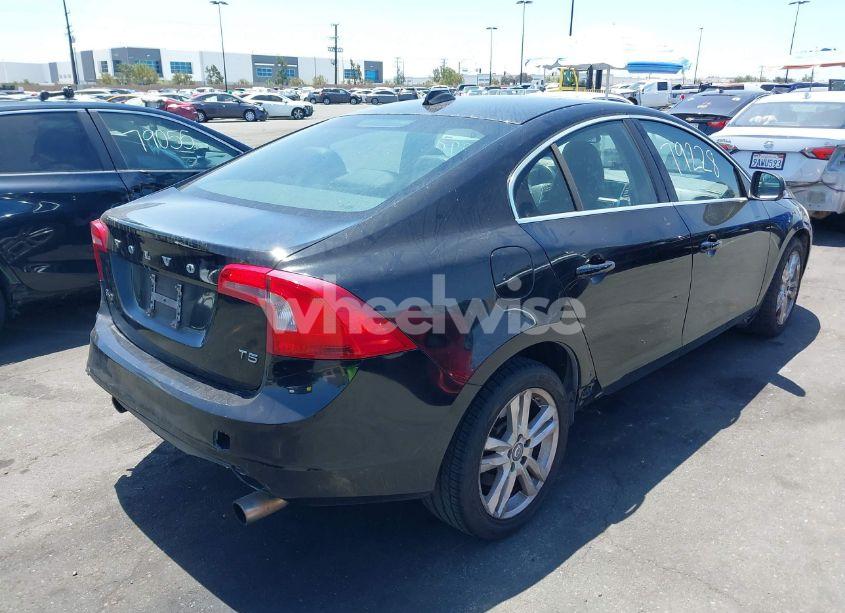 Photo 4 of 2013 Volvo S60 T5 (VIN YV1612FS0D1219031)