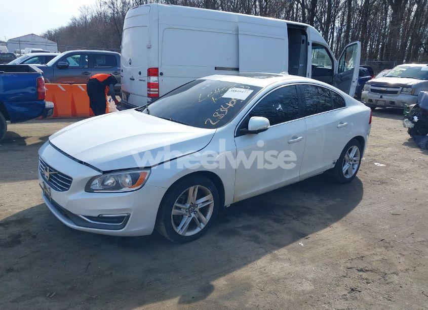 Photo 2 of 2014 Volvo S60 (VIN YV1612FS0E2283405)