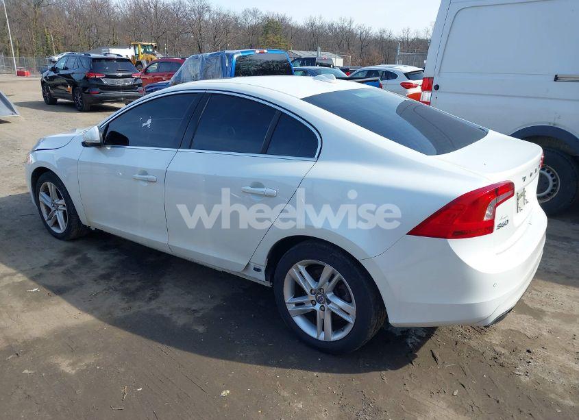 Photo 3 of 2014 Volvo S60 (VIN YV1612FS0E2283405)