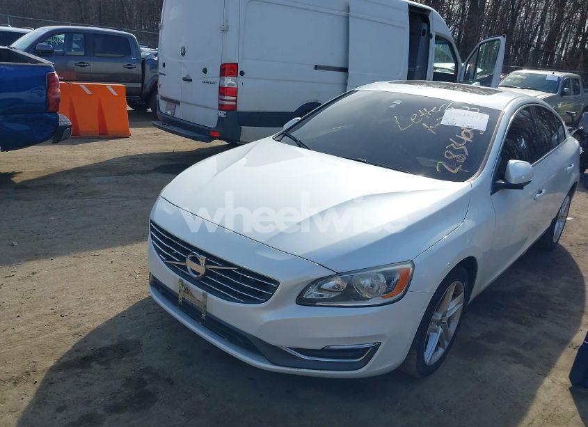 Photo 6 of 2014 Volvo S60 (VIN YV1612FS0E2283405)