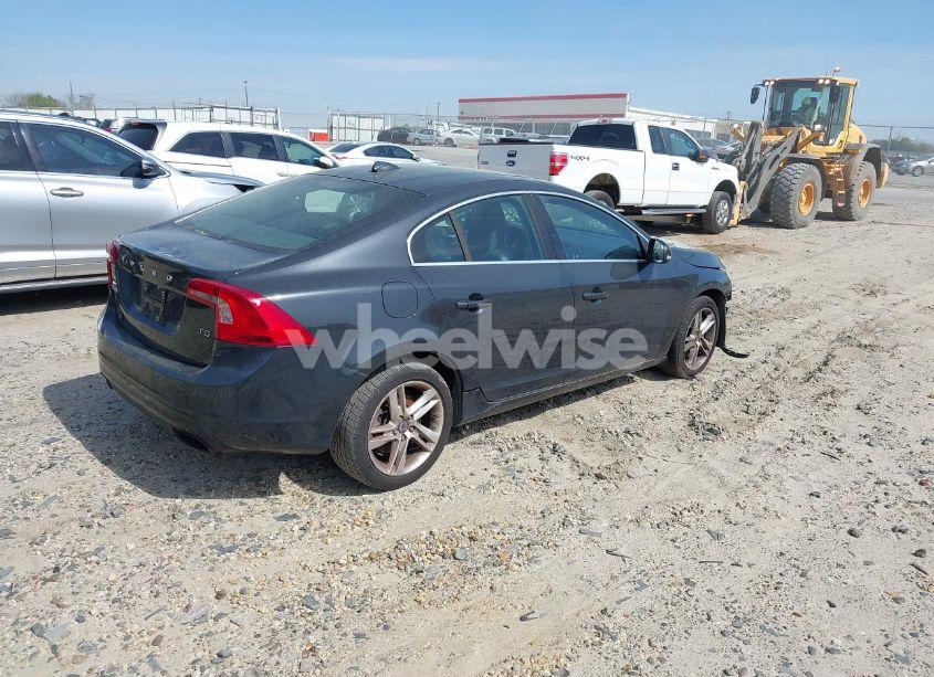 Photo 4 of 2014 Volvo S60 T5 (VIN YV1612FS1E2275524)
