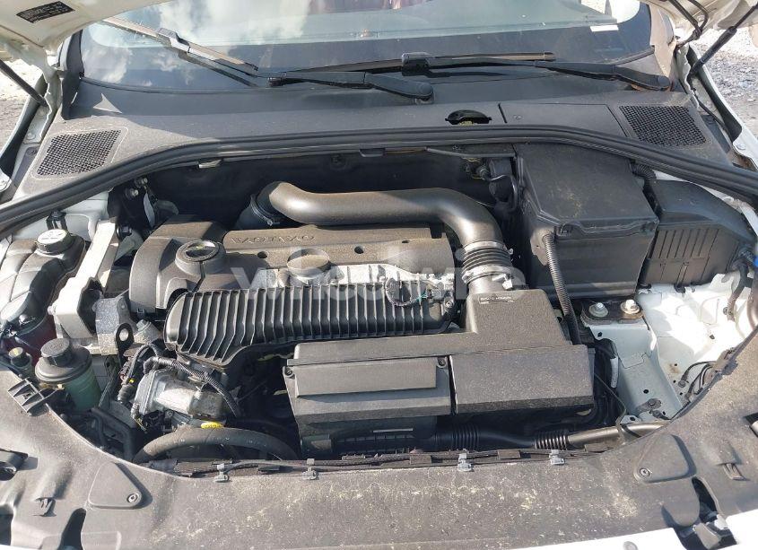 Photo 10 of 2013 Volvo S60 T5 (VIN YV1612FS2D2187905)