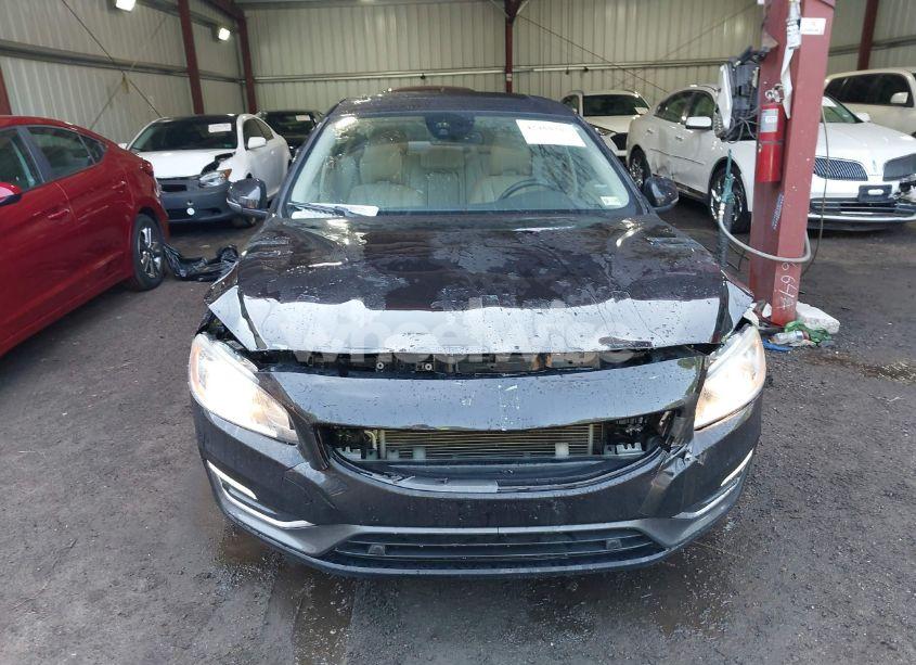 Photo 12 of 2014 Volvo S60 T5 PLATINUM (VIN YV1612FS3E2277310)