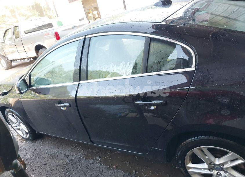 Photo 14 of 2014 Volvo S60 T5 PLATINUM (VIN YV1612FS3E2277310)