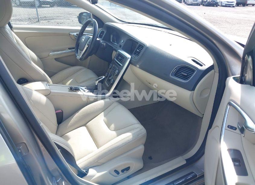 Photo 5 of 2014 Volvo S60 T5 (VIN YV1612FS3E2278344)