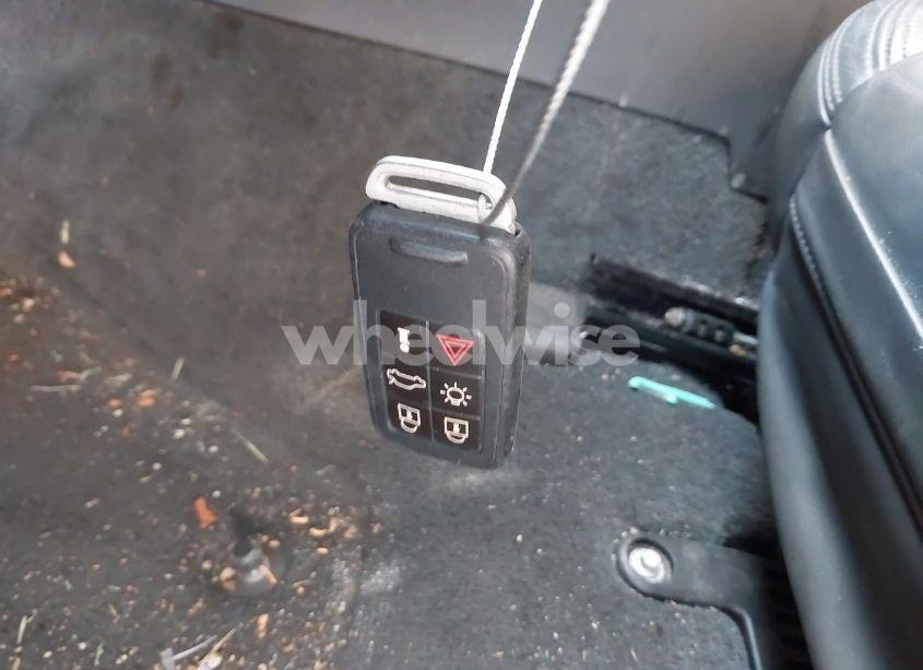 Photo 11 of 2013 Volvo S60 T5 PLATINUM (VIN YV1612FS4D2217471)