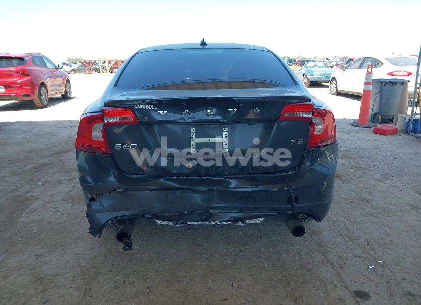 Photo 16 of 2013 Volvo S60 T5 PLATINUM (VIN YV1612FS4D2217471)
