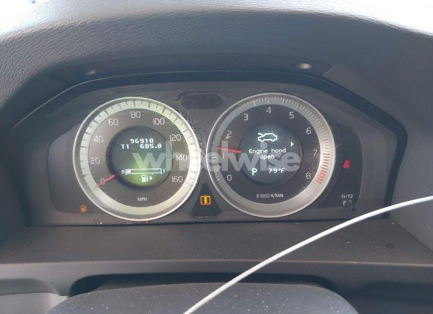 Photo 7 of 2013 Volvo S60 T5 PLATINUM (VIN YV1612FS4D2217471)