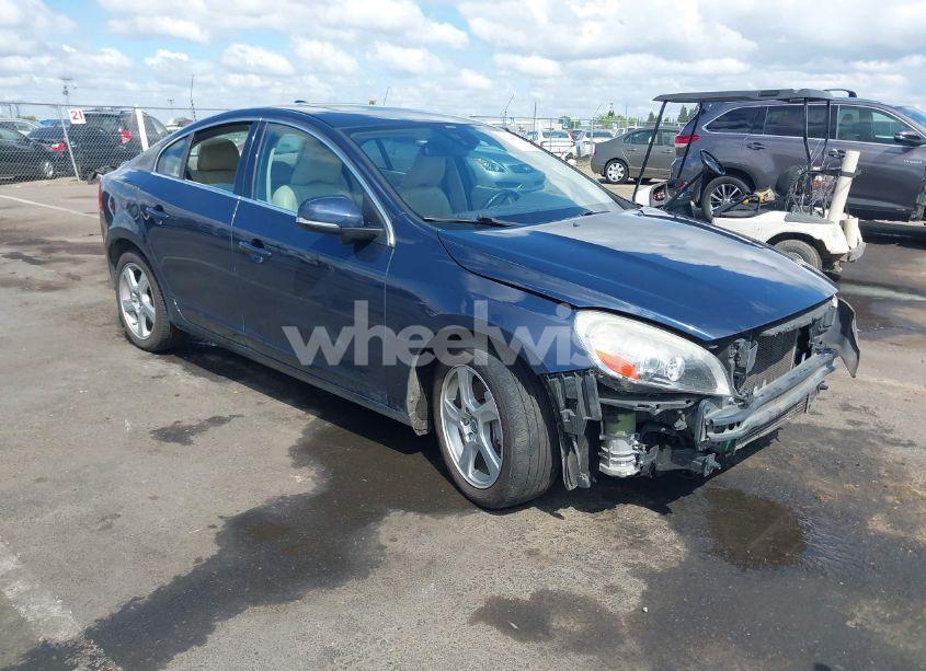 2013 Volvo S60 T5 PLATINUM (VIN YV1612FS6D2195232) main photo