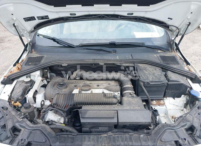 Photo 10 of 2014 Volvo S60 T5 (VIN YV1612FS6E2273932)