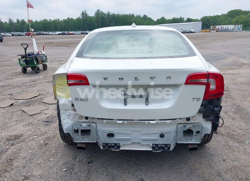 Photo 17 of 2014 Volvo S60 T5 (VIN YV1612FS6E2273932)