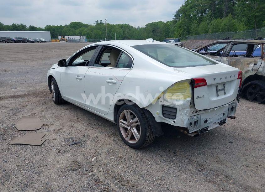 Photo 3 of 2014 Volvo S60 T5 (VIN YV1612FS6E2273932)
