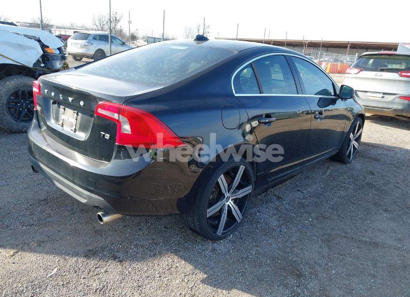Photo 4 of 2013 Volvo S60 T5/T5 PLATINUM/T5 PREMIER/T5 PREMIER PLUS (VIN YV1612FS7D2198284)