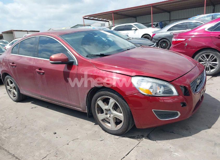 2013 Volvo S60 T5 (VIN YV1612FS7D2210322) main photo