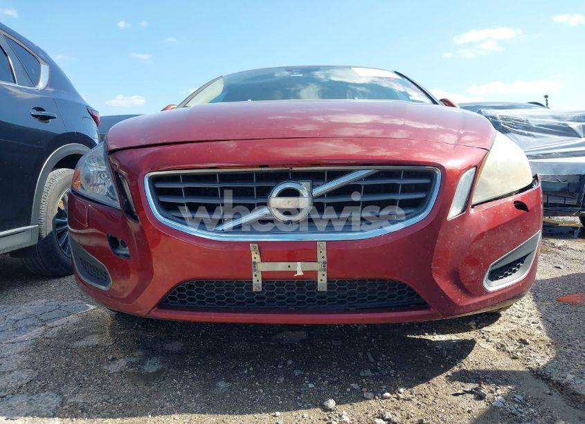 Photo 14 of 2013 Volvo S60 T5 (VIN YV1612FS7D2210322)