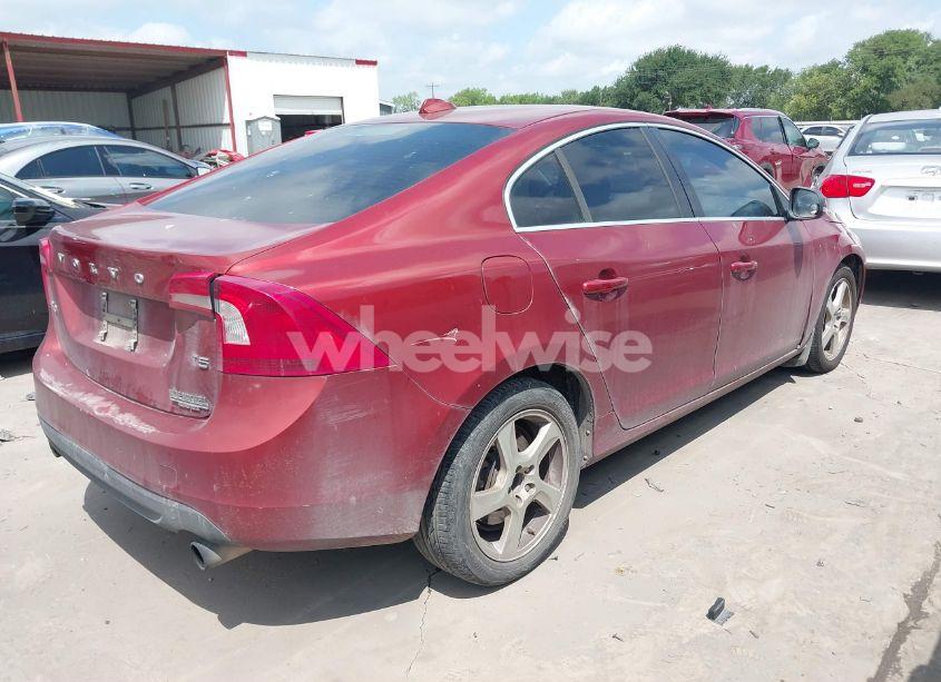 Photo 4 of 2013 Volvo S60 T5 (VIN YV1612FS7D2210322)