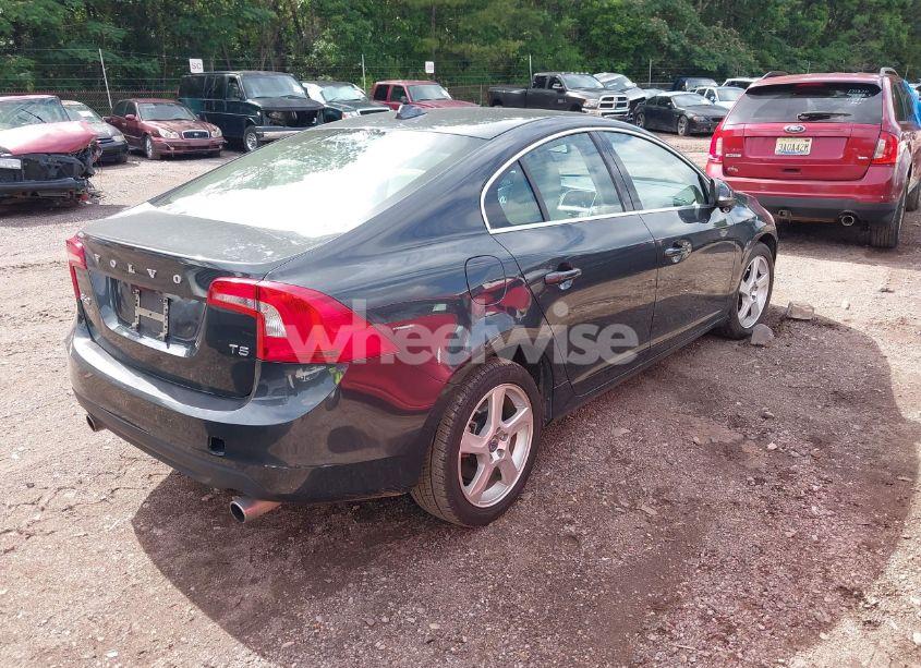 Photo 4 of 2013 Volvo S60 T5 (VIN YV1612FS7D2232224)