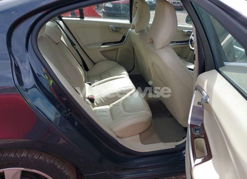 Photo 8 of 2013 Volvo S60 T5 (VIN YV1612FS7D2232224)