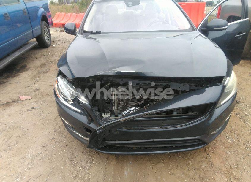 Photo 6 of 2014 Volvo S60 T5 (VIN YV1612FS7E2274717)