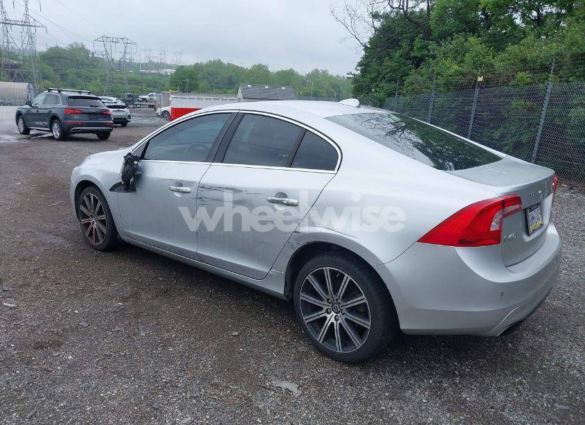 Photo 3 of 2014 Volvo S60 T5 (VIN YV1612FS8E2271678)