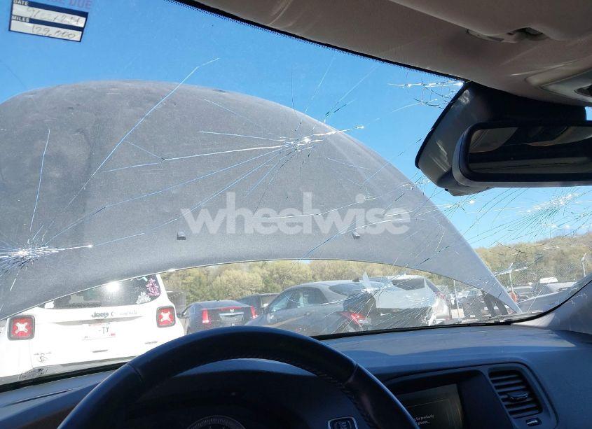 Photo 6 of 2013 Volvo S60 T5/T5 PLATINUM/T5 PREMIER/T5 PREMIER PLUS (VIN YV1612FSXD2176182)