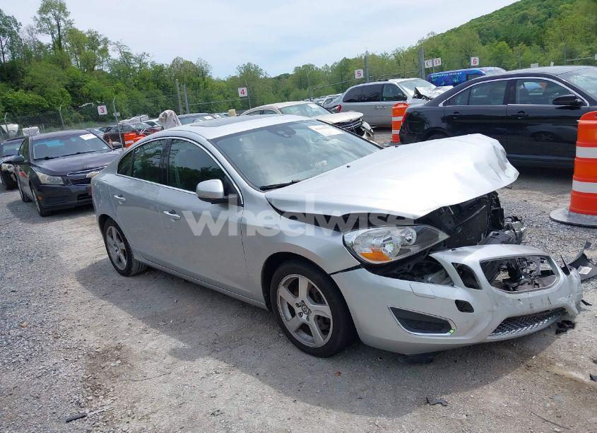 2012 Volvo S60 T5 (VIN YV1622FS1C2089122) main photo