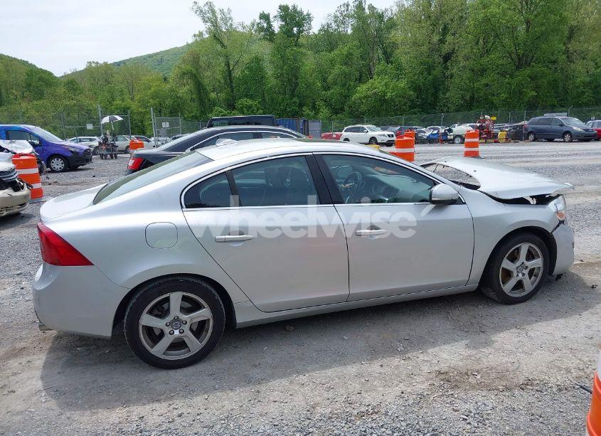 Photo 13 of 2012 Volvo S60 T5 (VIN YV1622FS1C2089122)