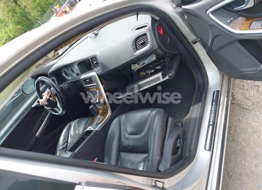 Photo 5 of 2012 Volvo S60 T5 (VIN YV1622FS1C2089122)