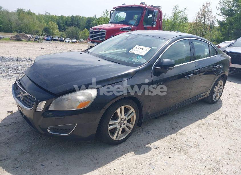 Photo 2 of 2012 Volvo S60 T5 (VIN YV1622FS1C2112463)