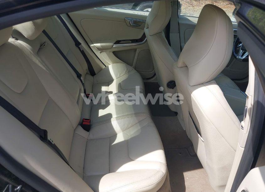 Photo 8 of 2012 Volvo S60 T5 (VIN YV1622FS1C2112463)