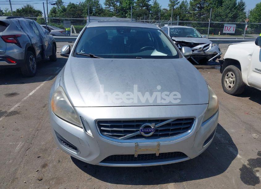 Photo 6 of 2012 Volvo S60 T5 (VIN YV1622FS2C2132057)