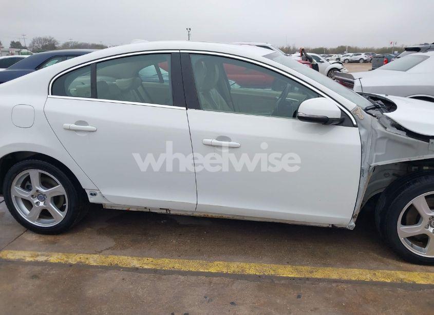 Photo 14 of 2012 Volvo S60 T5 (VIN YV1622FS3C2127353)
