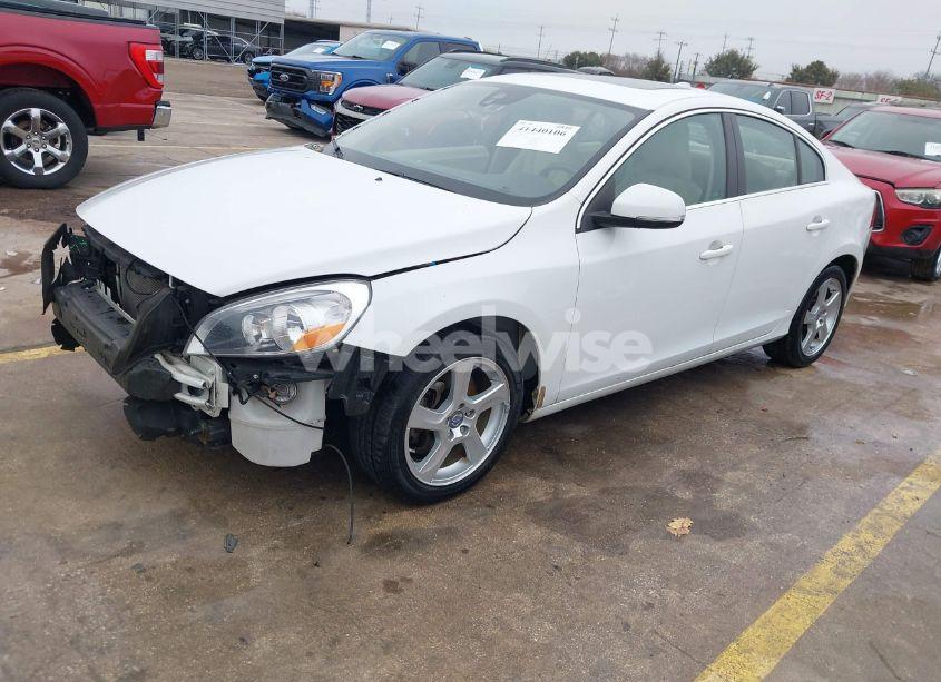 Photo 2 of 2012 Volvo S60 T5 (VIN YV1622FS3C2127353)