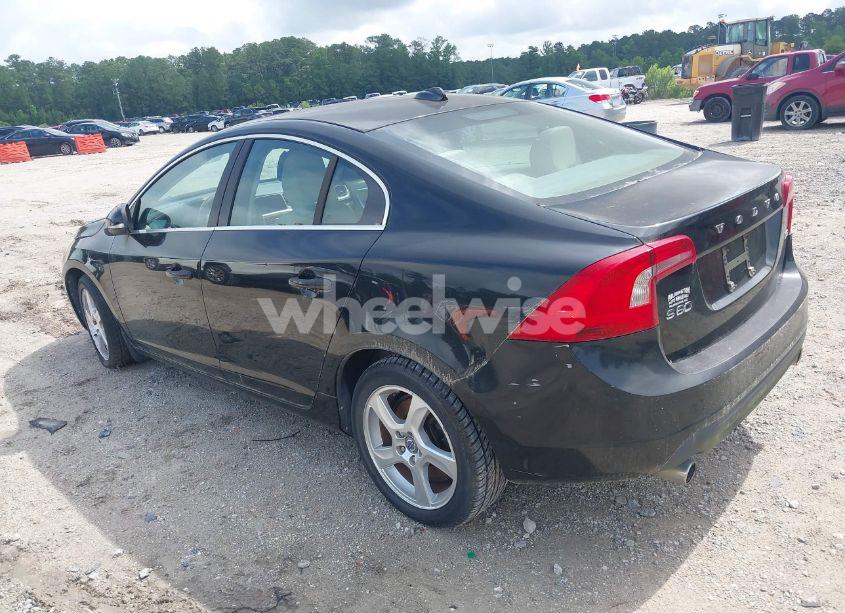 Photo 3 of 2012 Volvo S60 T5 (VIN YV1622FS4C2115292)