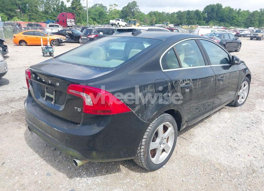 Photo 4 of 2012 Volvo S60 T5 (VIN YV1622FS4C2115292)