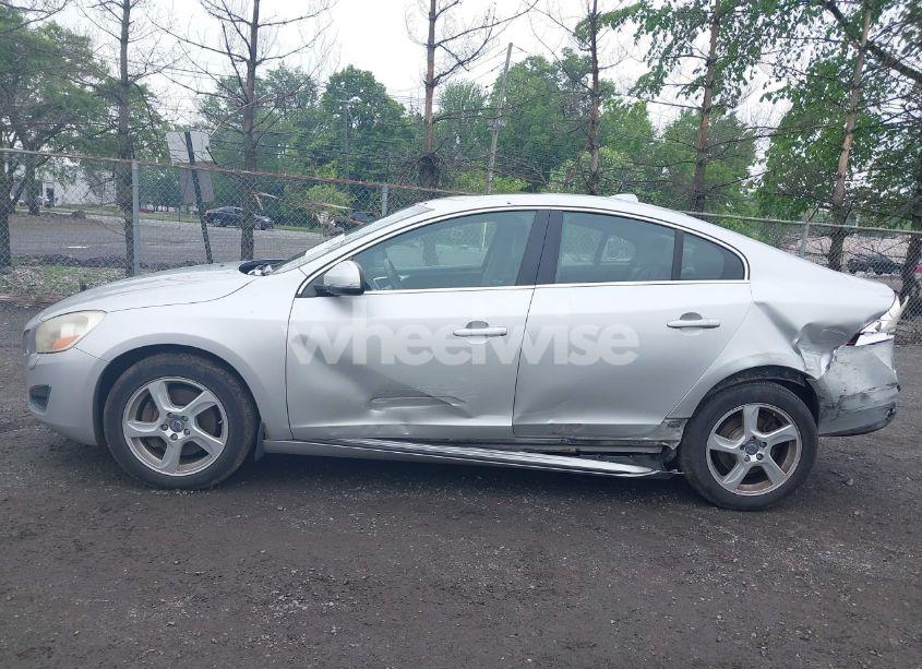 Photo 14 of 2012 Volvo S60 T5 (VIN YV1622FS4C2118502)