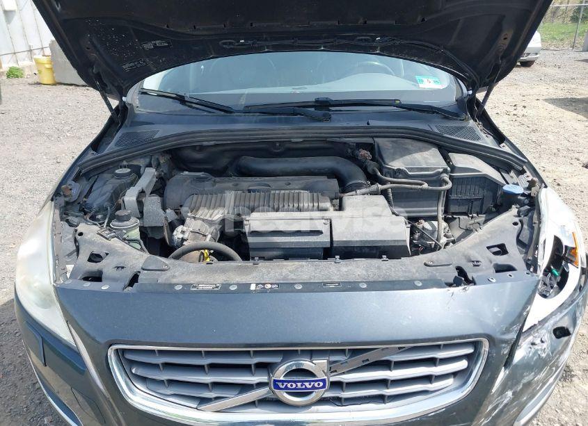 Photo 10 of 2012 Volvo S60 T5 (VIN YV1622FS4C2144565)