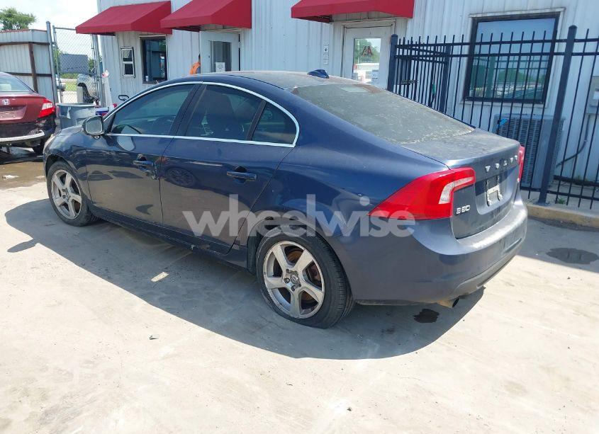 Photo 3 of 2012 Volvo S60 T5 (VIN YV1622FS5C2046841)