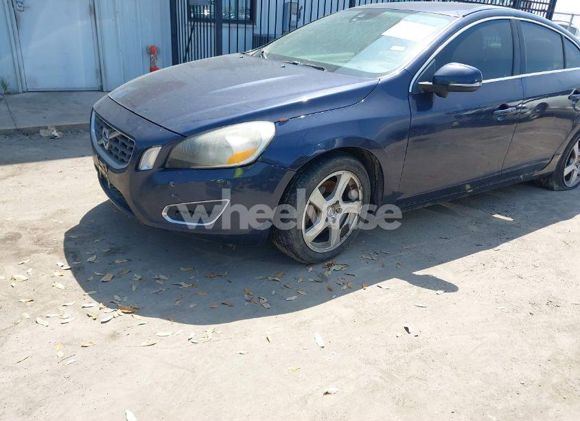Photo 6 of 2012 Volvo S60 T5 (VIN YV1622FS5C2046841)