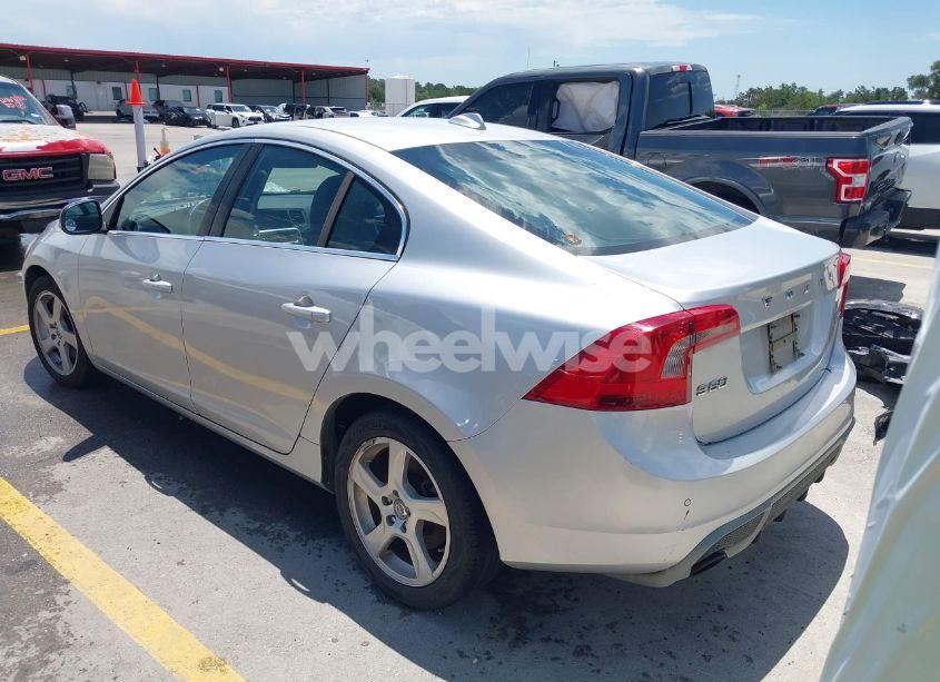 Photo 3 of 2012 Volvo S60 T5 (VIN YV1622FS8C2086430)