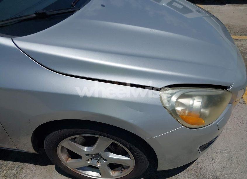 Photo 6 of 2012 Volvo S60 T5 (VIN YV1622FS8C2086430)