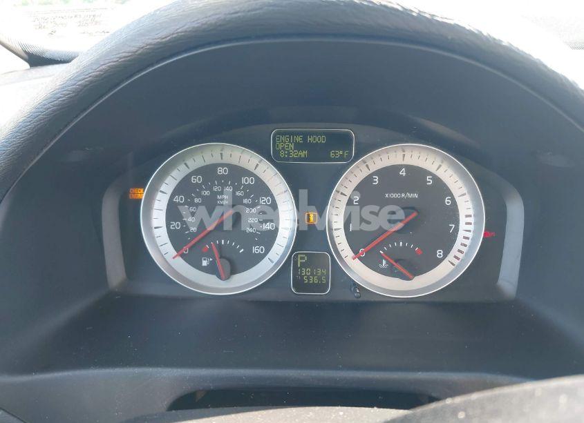 Photo 7 of 2011 Volvo C70 T5 (VIN YV1672MC6BJ114811)