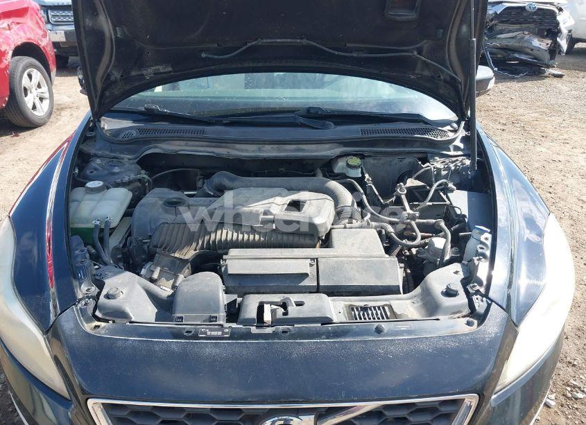 Photo 10 of 2011 Volvo C30 T5/T5 R-DESIGN (VIN YV1672MK1B2190373)