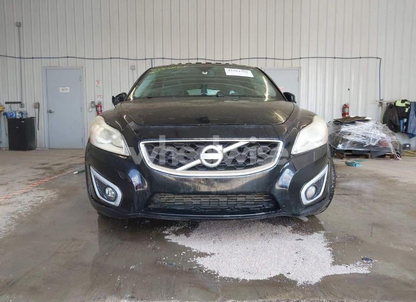 Photo 6 of 2011 Volvo C30 T5/T5 R-DESIGN (VIN YV1672MK1B2190373)